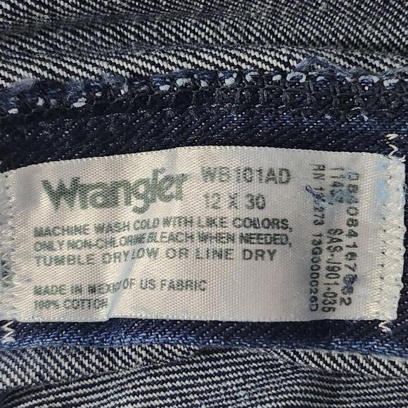 2/$30 Wrangler Blues Relaxed Fit Blue Jeans Size 12 | Classic Denim Style - Picture 6 of 9